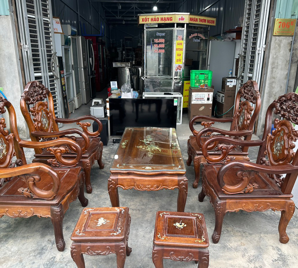 Bộ bàn ghế gỗ phòng khách